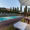 VILLA IL TINAIO Romantic Secluded Farmhouse with Private Pool - Valgiano