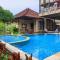 Taman Sari Cottages