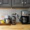 HostWise Stays - The Edmond - Bloomfield Apartment in a great location!