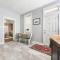 HostWise Stays - The Edmond - Bloomfield Apartment in a great location! - Pittsburgh