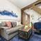 HostWise Stays - The Larryville - Amazing Bathroom, Perfect Location, Custom Build