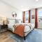 HostWise Stays - The Peralta - Brand New, Great Kitchen, Theater Room
