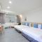 161 Easy Inn
