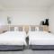 161 Easy Inn