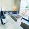 Voiron centre, grande terrasse, parking, calme