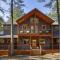 Brand New Hidden Haven Lodge 4 Bdrm,5 and half Bth, Huge outdoor area, Hot tub
