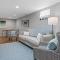 Roomy 5 Bed 3 Bath Fire Place Large Outdoor Space