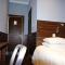 Crestfield Hotel