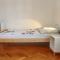 Warm and Comfy Piran Apartment with Parking! - 皮兰
