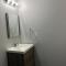 Cozy Modern and Lavish 2 Bedroom Basement Suite