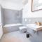 FullHouse - Halle - NH14 - Daylight Bathroom - 3 Bedrooms
