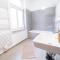 FullHouse - Halle - NH14 - Daylight Bathroom - 3 Bedrooms