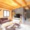 Le Mont-Dore: Splendide Chalet 5 Chambres avec Terrasse, Garage Double, et WiFi - FR-1-608-188 - 勒蒙多尔