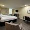 Rodeway Inn & Suites Hwy 290 NW