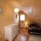 Chalet spacieux avec terrasse, Wi-Fi et parking - FR-1-608-15