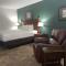 Boothill Inn and Suites