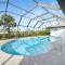 NEW Bijou Waterway Getaway- 3bed, Pool, Dock, Loft