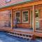 ERN840 - Splashin' Chalet - Brand New Cabin with Indoor Pool! Great Location! cabin - بيدجن فورج