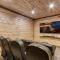 ERN840 - Splashin' Chalet - Brand New Cabin with Indoor Pool! Great Location! cabin - بيدجن فورج