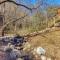 ERN832 - Lakeside Hideaway - Great Location! Close To All The Action! cabin - بيدجن فورج