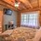 ER104 - R Tribe's Treehouse - Great location - Close to town! cabin - 鸽子谷