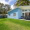 Sanctuary Blue Pet Friendly 5 Mins to Hyams Beach