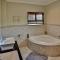 Zimbali Villa - Golf cart, pool and wifi incl. - Ballito