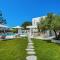 Cocoοns Luxury Suites & Villas - Fourka