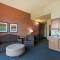 Shoreline Inn & Conference Center, Ascend Hotel Collection