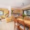 Olive Tree Villas - 400m from the beach, by ZanteWize
