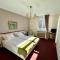 Logis Hôtel Teyssier - مدينة أوزيرش