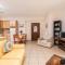 Olive Tree Villas - 400m from the beach, by ZanteWize