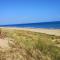 Sea View Holiday Chalet, access to sandy beach - Pets go free
