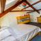 SAUNTON SUNSHINE COTTAGE 3 Bedrooms