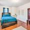 Roomy Lancaster Home Walk to Dtwn and Hospital
