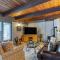 Hilltop Hideaway