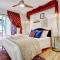 Bombastic Home - Steps to Beach - GameRm - Hot Tub - Pet Friendly