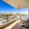 Sea & Mountain Apartment Close to Port and City
