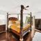 Vino Villa Large home Sleeps 10! Large Salt water pool/spa