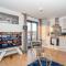 NEW Stunning Rooftop Terrace Flat-Town Centre