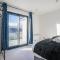 NEW Stunning Rooftop Terrace Flat-Town Centre