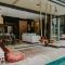 Cenote + Swim-Up + Luxury Condo