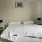 Lakes Main Holiday Park