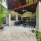 Dhigurah Dhonveli Boutique