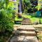 Relax on the Ridge - Ocho Rios Escape
