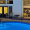Charming Montrose Townhome with Private Pool! - 休斯顿