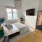 1 Bed / 1 Sofa Bed Scandi Style Ground Floor Apartment