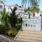 VAIA HOTELES