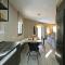 Fridays Flats Onix House