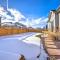 10 Mi to DIA Spacious Aurora House with Yard!